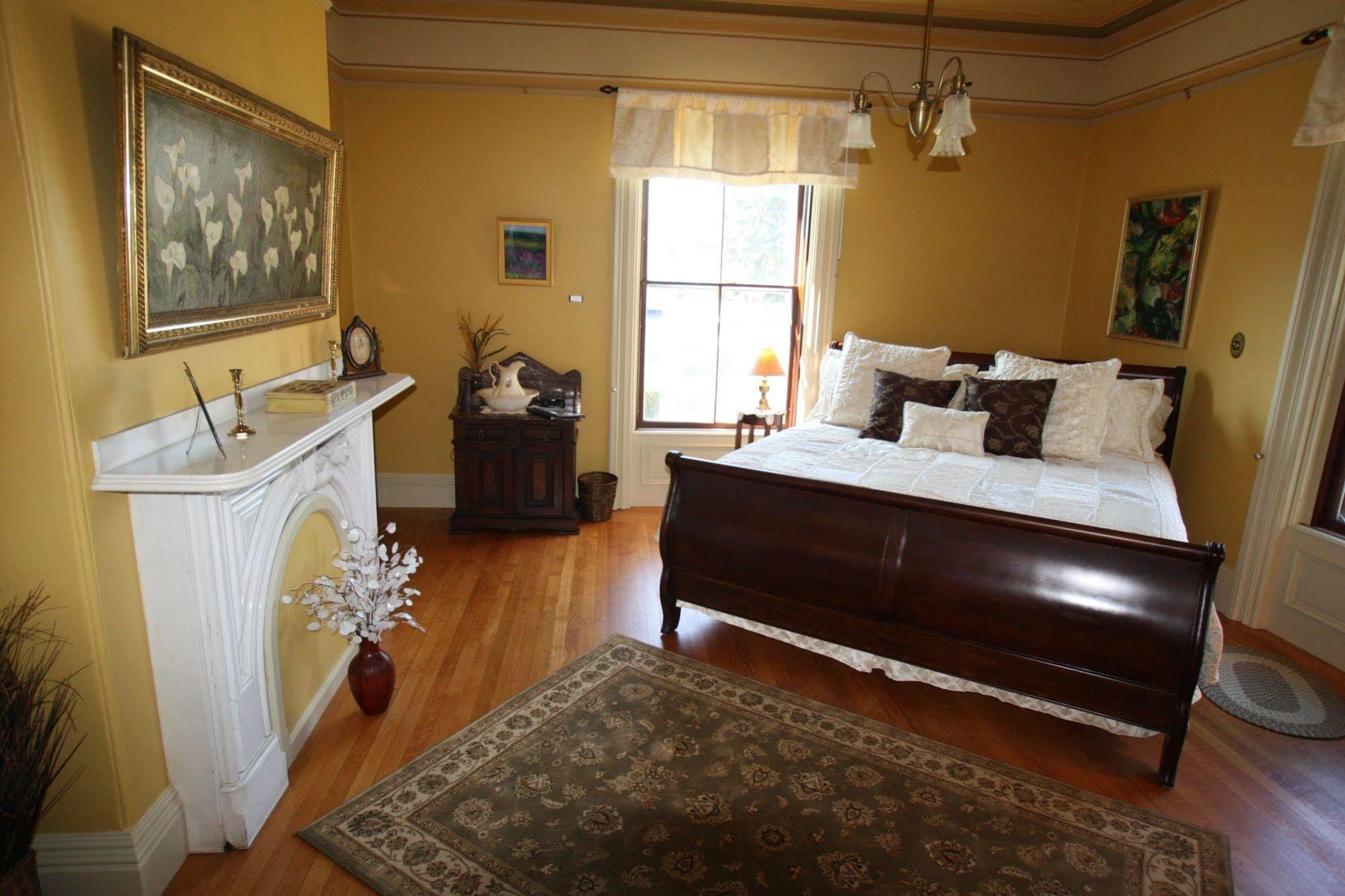 Proctor Mansion Inn Wrentham Exterior foto